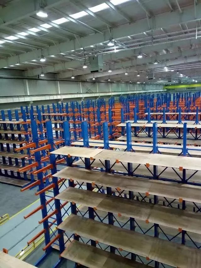 懸臂貨架 懸臂貨架